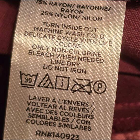 Loft Crushed Blackberry Pleated Velvet Tapered Leg‎ Stretch Pants Plus Size 14 - Picture 6 of 7